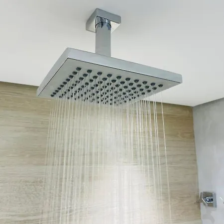 Flat Luxuoso Alto Padrao Frente Mar Com 2 No Iate Plaza