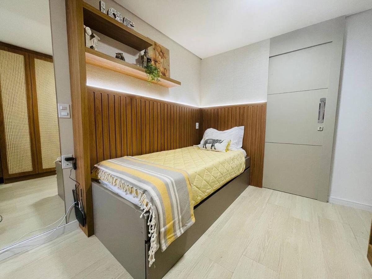 Flat Luxuoso Alto Padrao Frente Mar Com 2 No Iate Plaza Apartamento Fortaleza (Ceara)