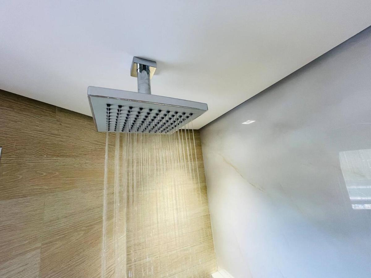 Flat Luxuoso Alto Padrao Frente Mar Com 2 No Iate Plaza * Fortaleza (Ceara)