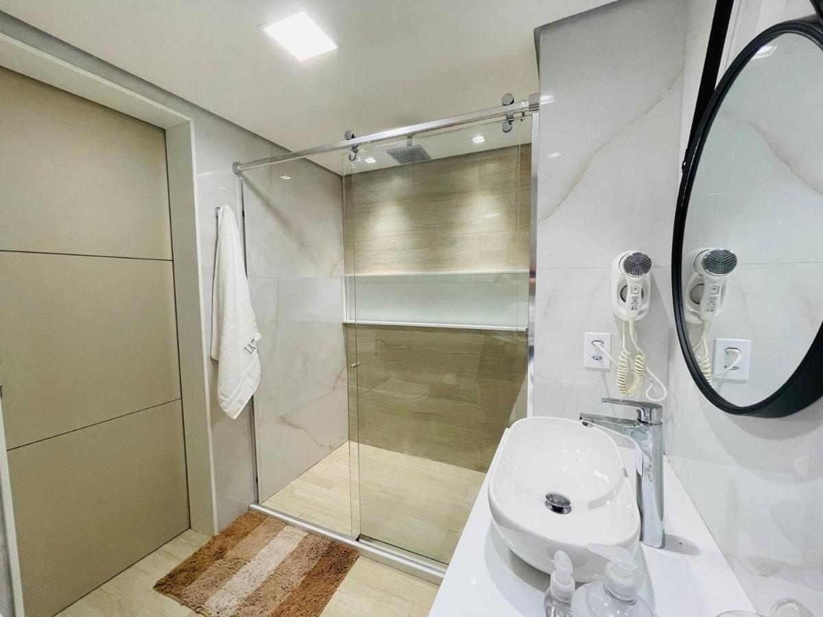 Flat Luxuoso Alto Padrao Frente Mar Com 2 No Iate Plaza Apartamento Fortaleza (Ceara)