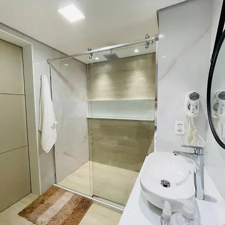 Flat Luxuoso Alto Padrao Frente Mar Com 2 No Iate Plaza Apartamento Fortaleza (Ceara)